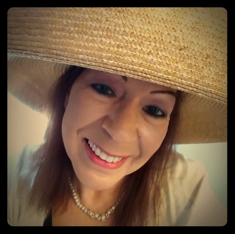 Meet your Posher, Esther